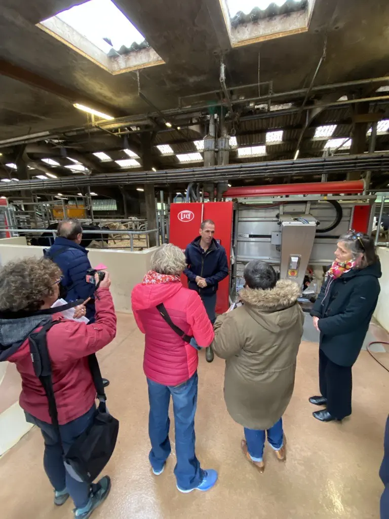 Image par défaut illustrant le propos de l'article Premier anniversaire du partenariat Agrial & Savencia pour une filière laitière décarbonée ! Terroirs de lait