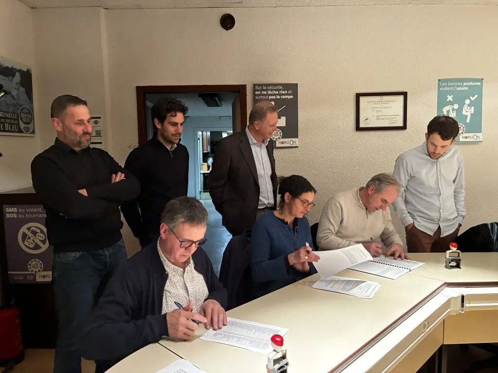 Image par défaut illustrant le propos de l'article Savencia et la Coopérative Laitière de Bressor renforcent leur collaboration Terroirs de lait