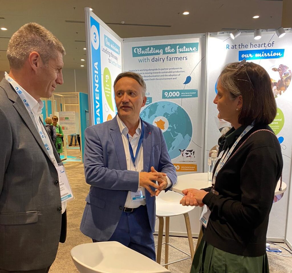 Image par défaut illustrant le propos de l'article Participation de Savencia au Sommet mondial du lait de la FIL en 2024 Terroirs de lait