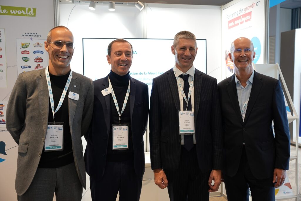 Image par défaut illustrant le propos de l'article Participation de Savencia au Sommet mondial du lait de la FIL en 2024 Terroirs de lait